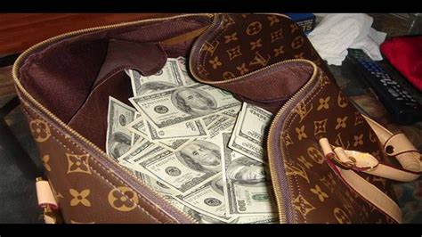 louis vuitton bag of money